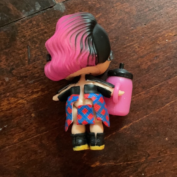 Lol surprise doll “ROCKER” - Picture 2 of 3